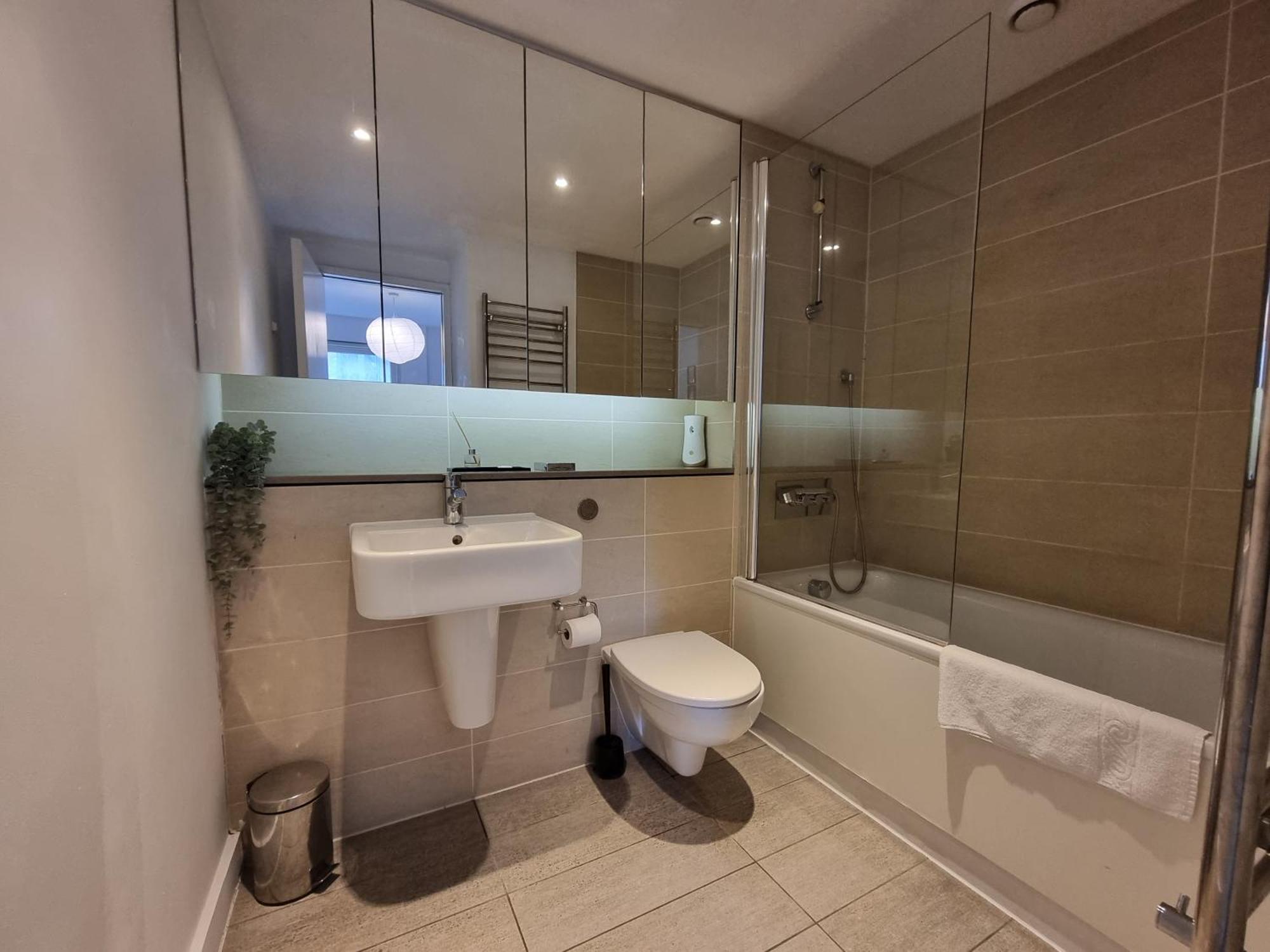 London City Apartments Экстерьер фото
